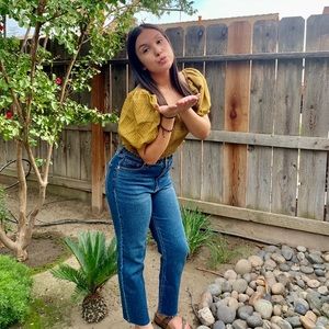 Meet your Posher, Evelyn